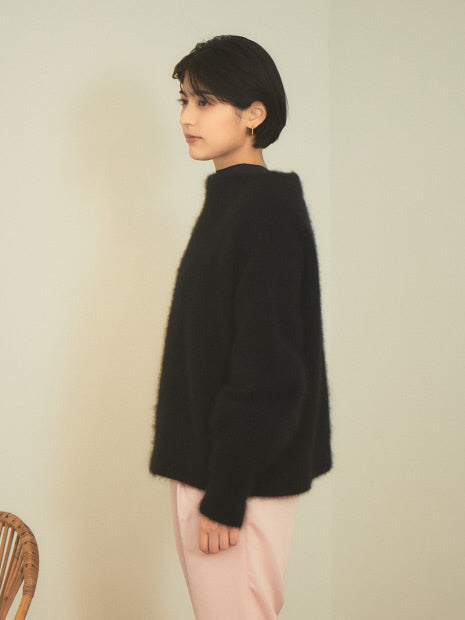 ラクーンパフスリーブニット