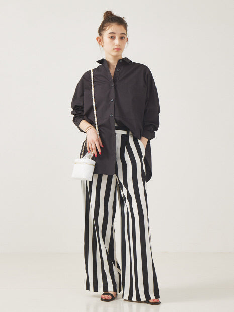 シャツ×ショートパンツセットアップ