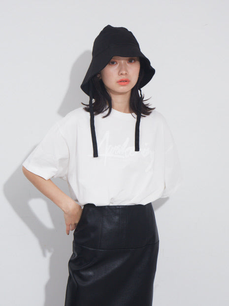 オリジナルロゴプリントTシャツ