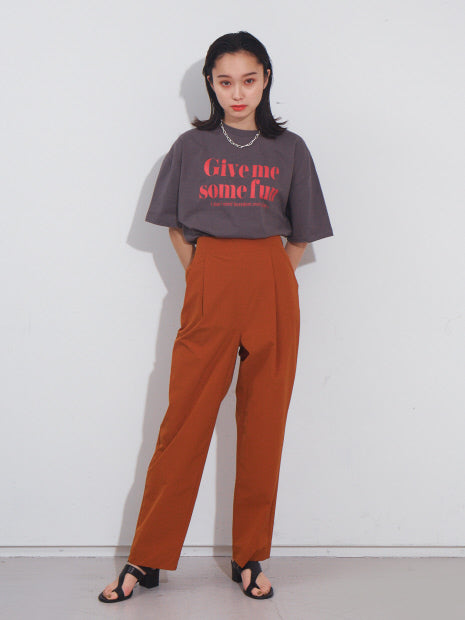 オリジナルロゴプリントTシャツ