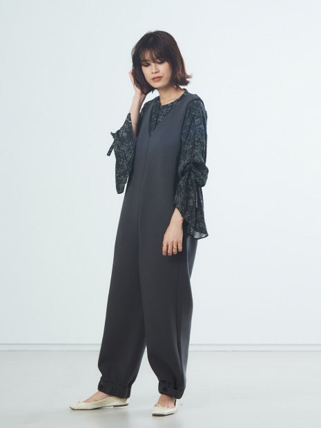 フラワーボリュームスリーブブラウス