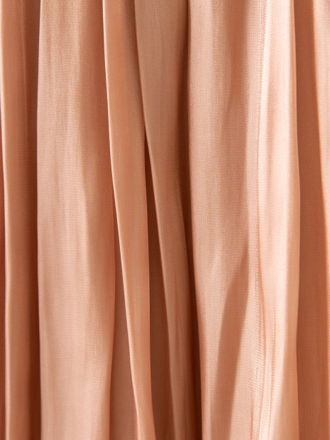 サテンギャザーイレギュラーヘムスカート