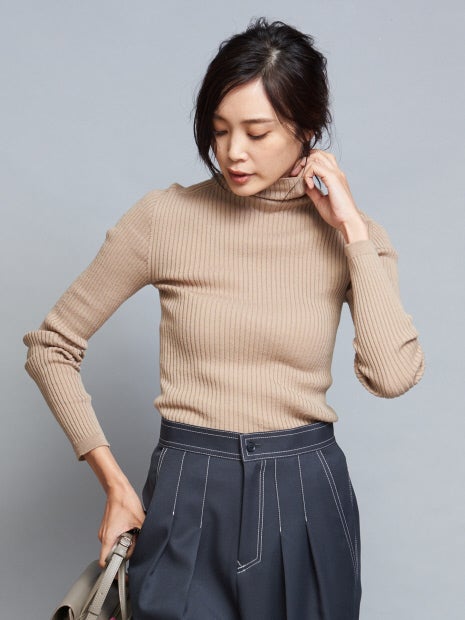 ホールガーメントリブタートルニット