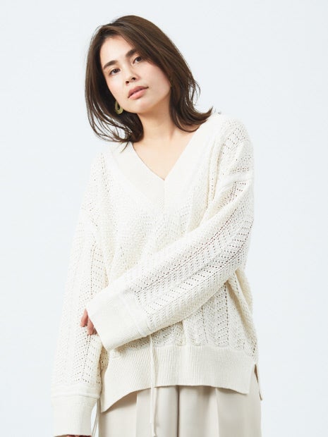 変形スリーブヘリンボーンニット