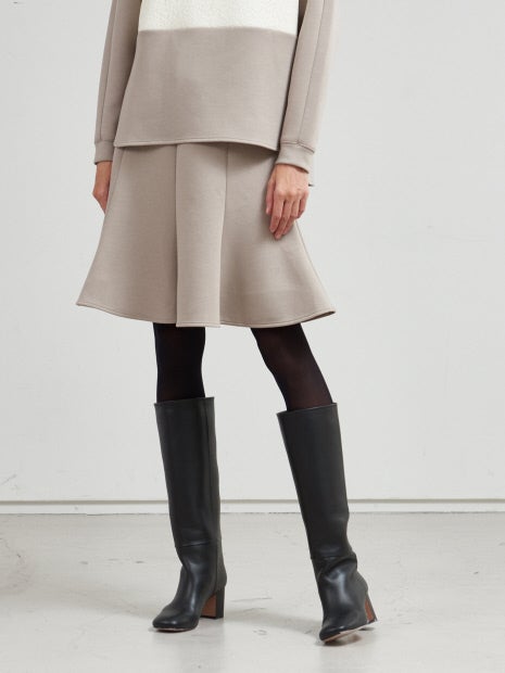 切替えフレアスカート