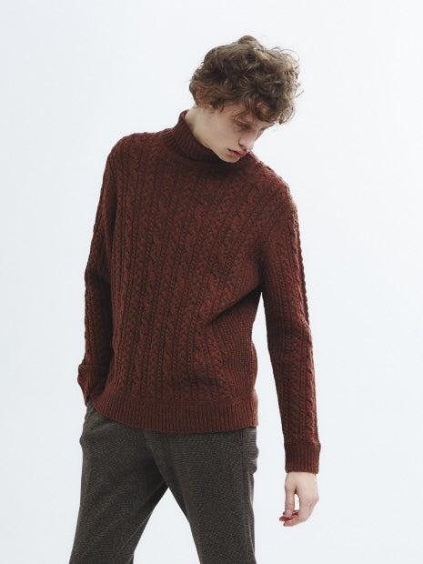 ※LANEROSSI タートルネックニット