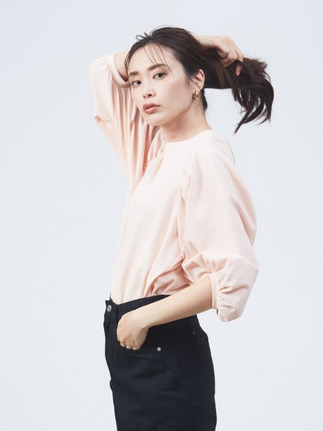 ギャザーパフスリーブカットソー