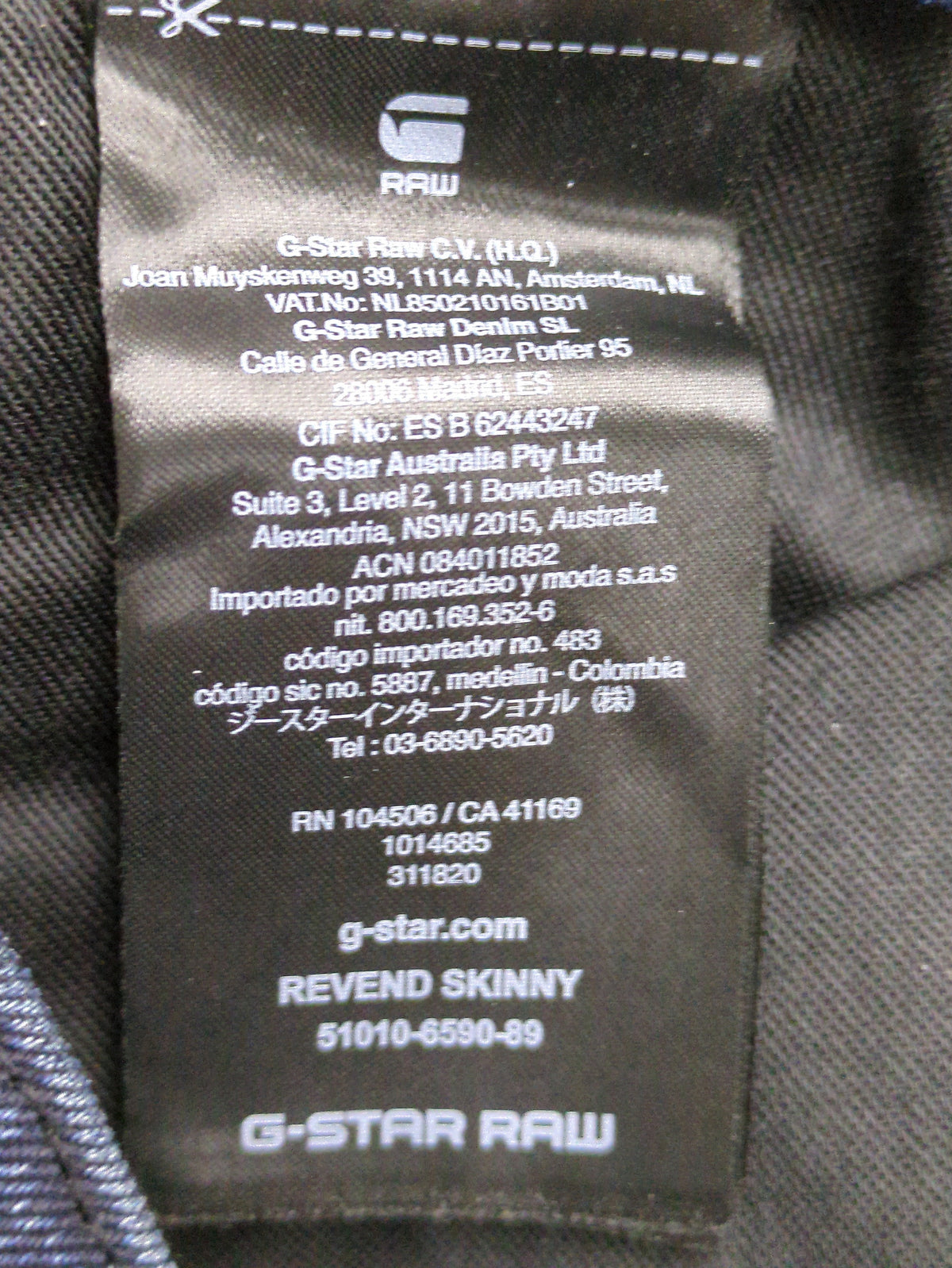 Revend Skinny Jeans
