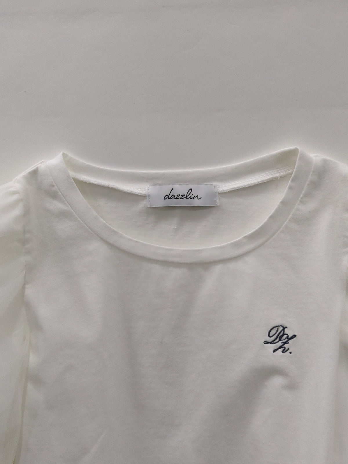 エンブロイダリーワンポイントTシャツ