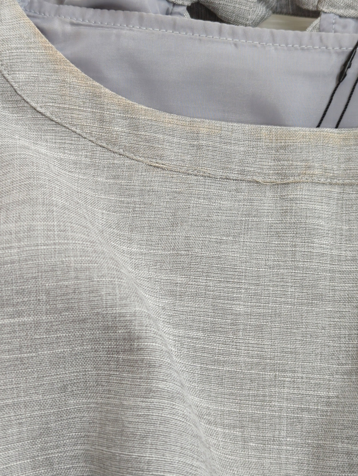 BACK RIBBON SHORT TOP