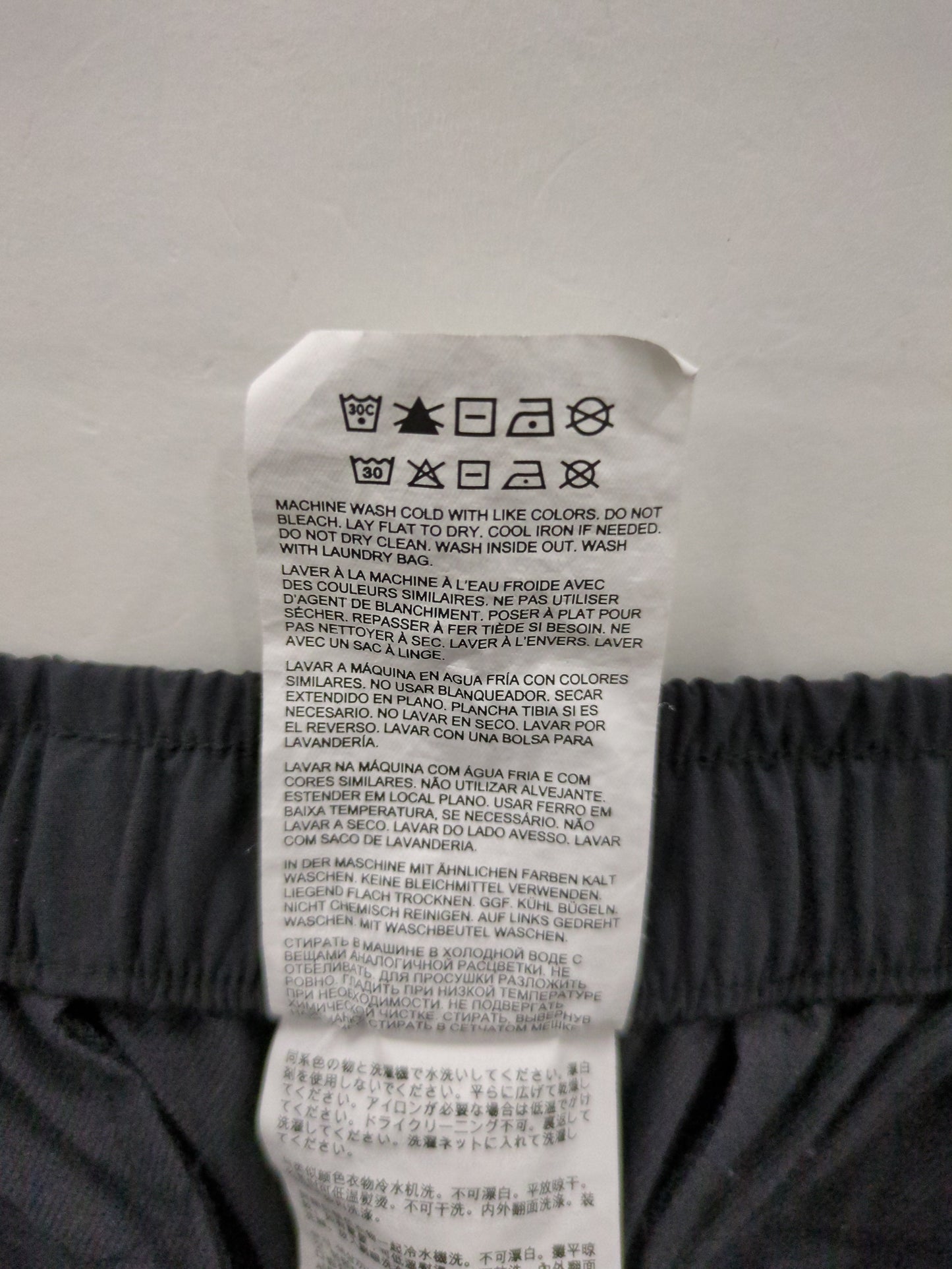 NB GREY テーパードパンツ