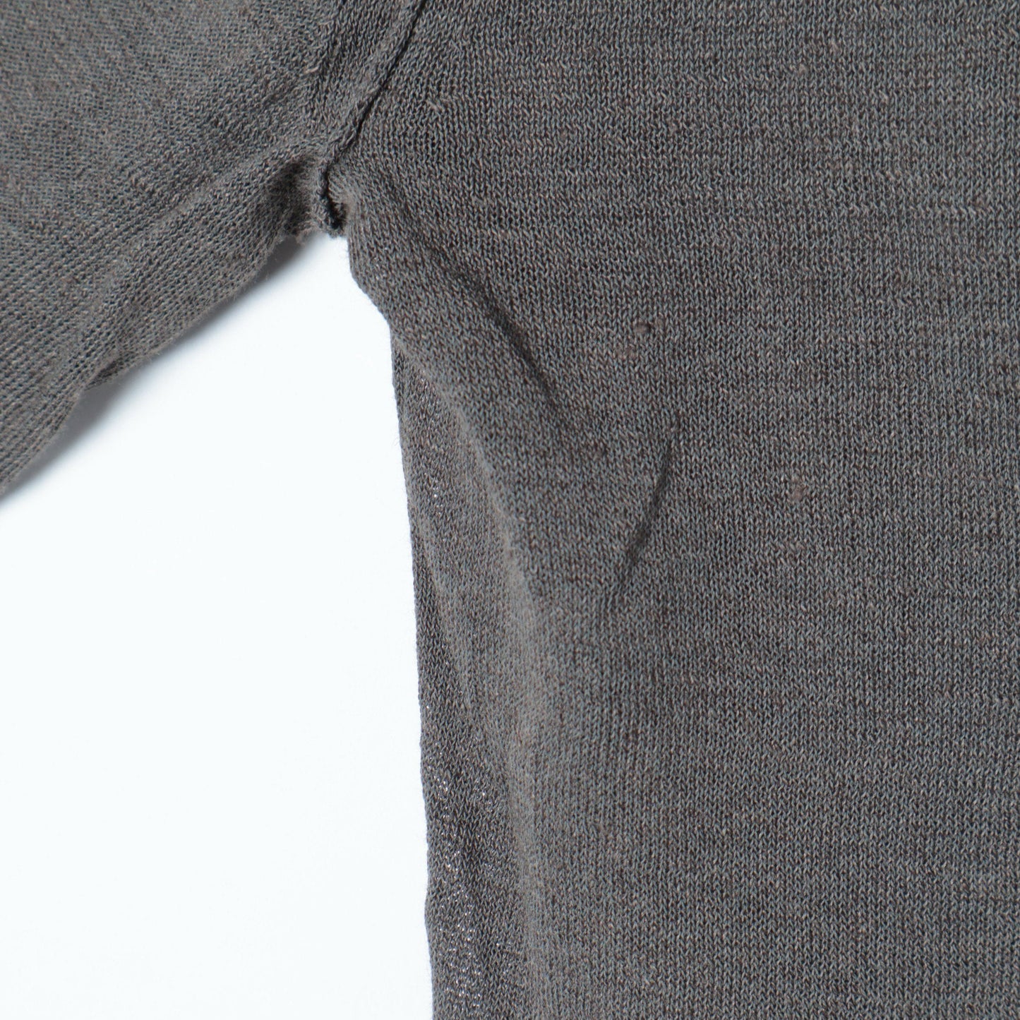 〈手洗い可能〉リネンナイロンバックスリットプルオーバー