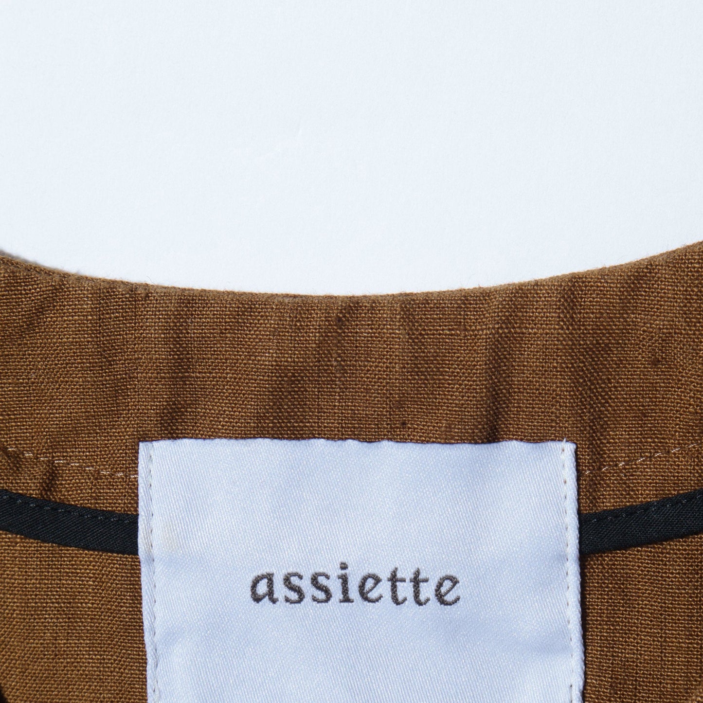 assiette:シャツ/ブラウス