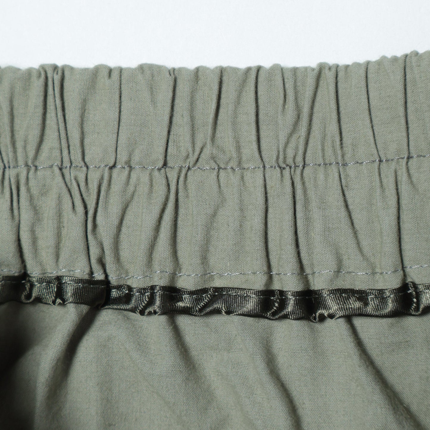 Primary NavyLabel:コットンリネンバルーンパンツ