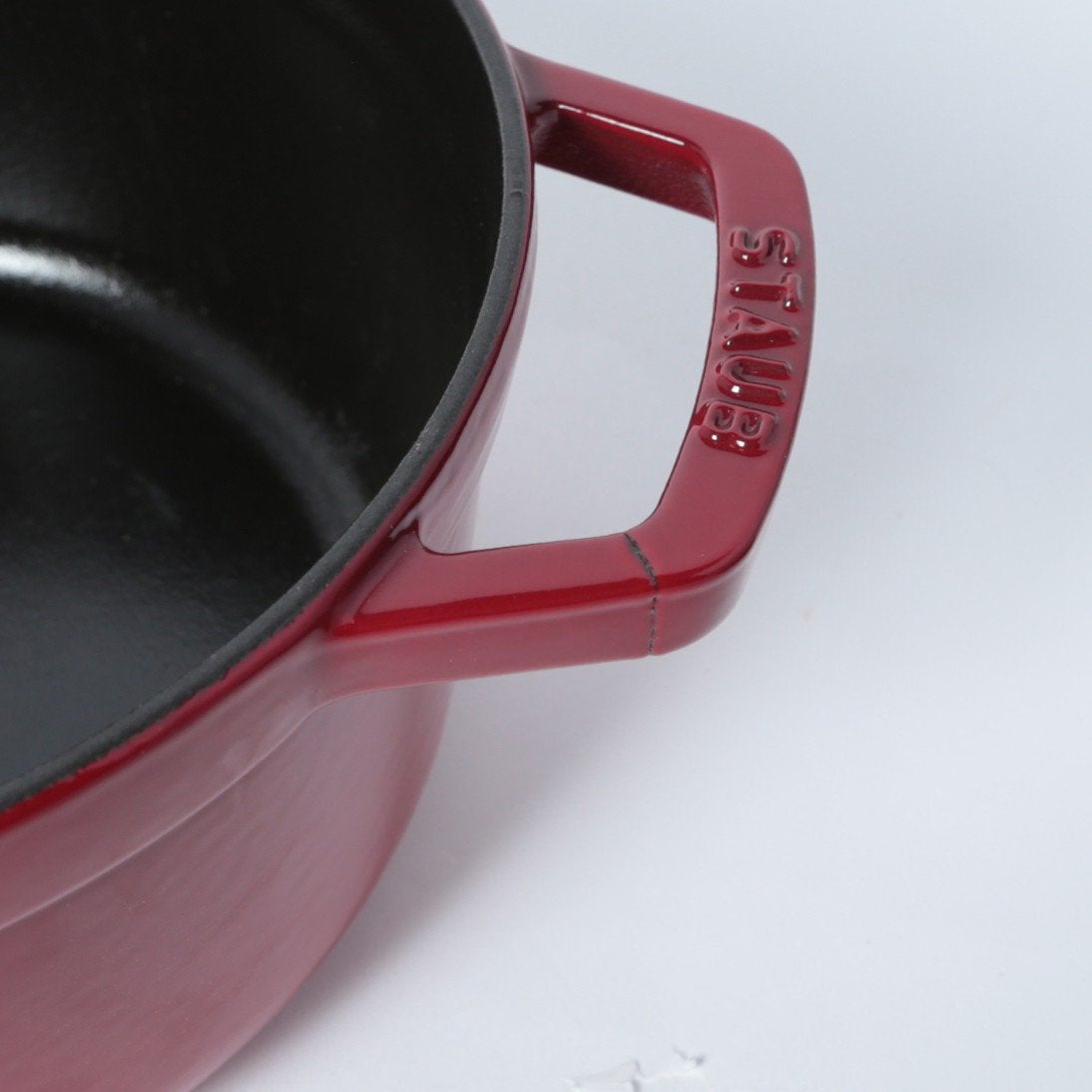 ピコ・ココット ラウンド 22cm ボルドー