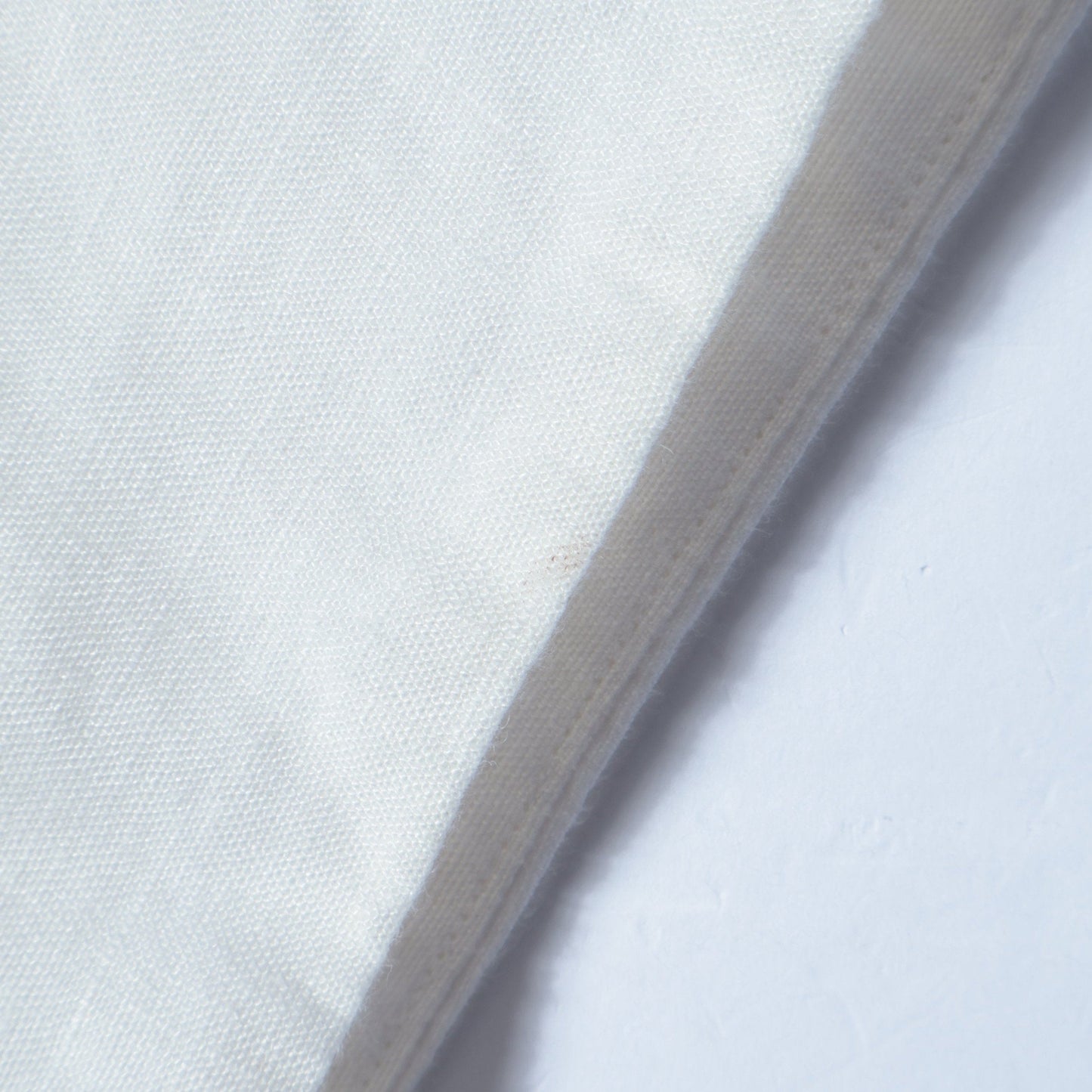 CLEAN LINEN SHIRT