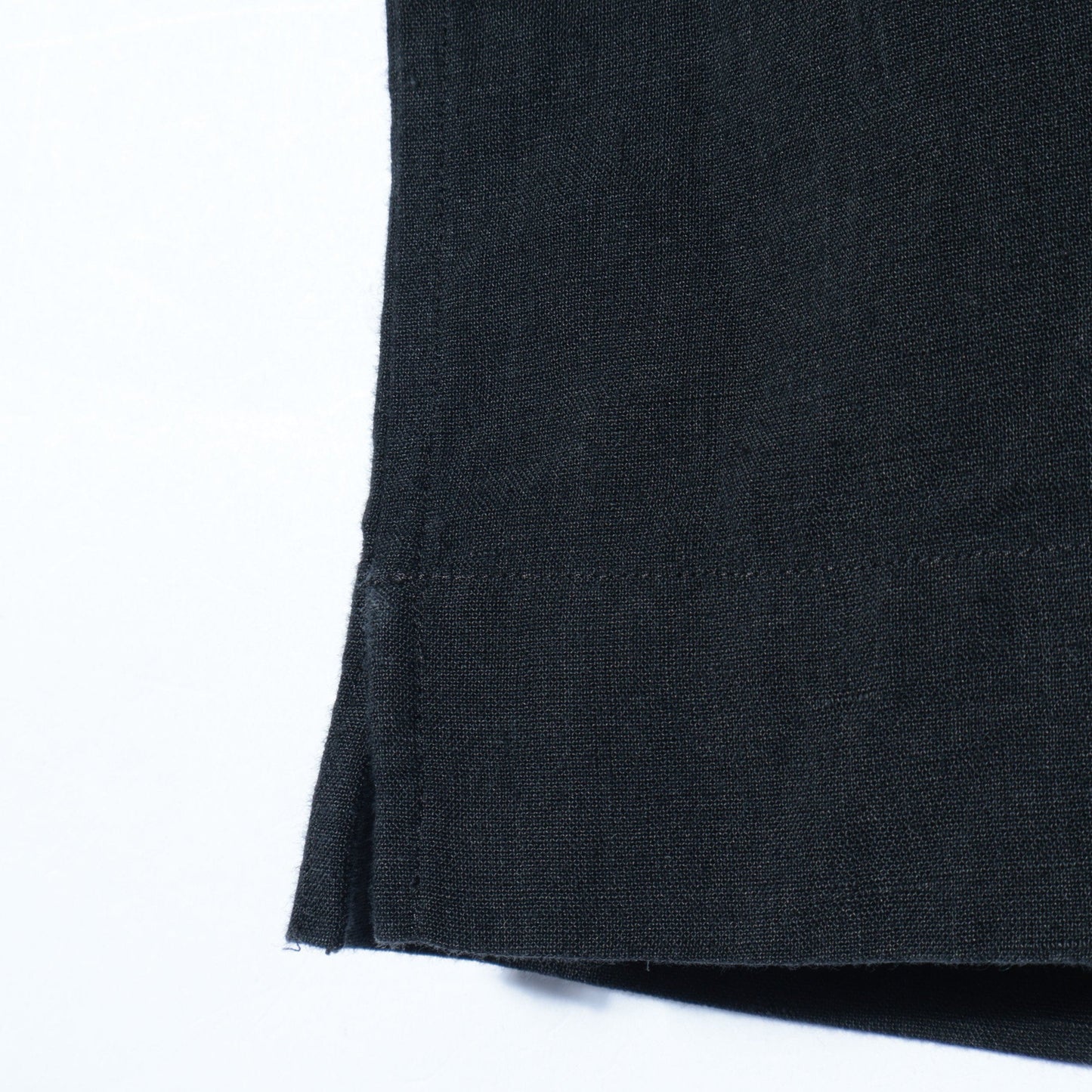 LIGHT LINEN SHIRT