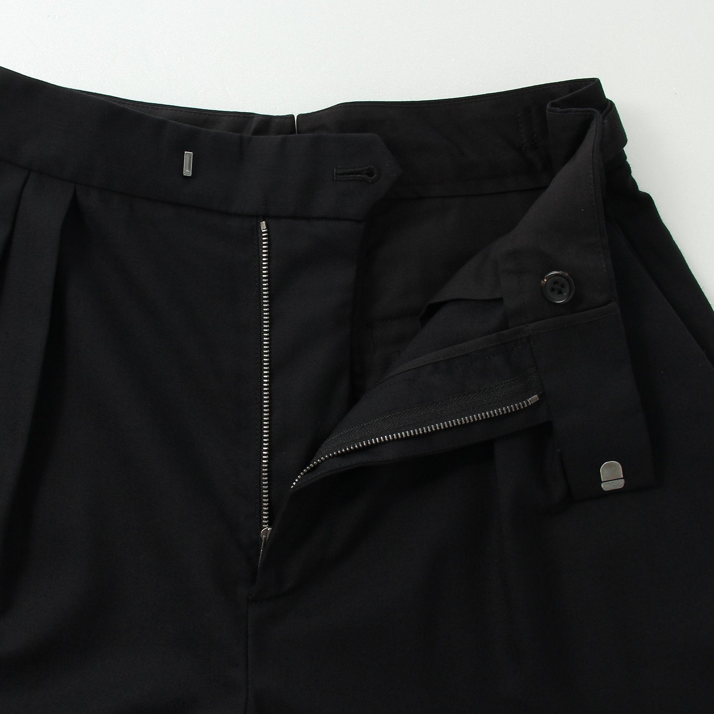 SUMMER WOOL TROUSERS