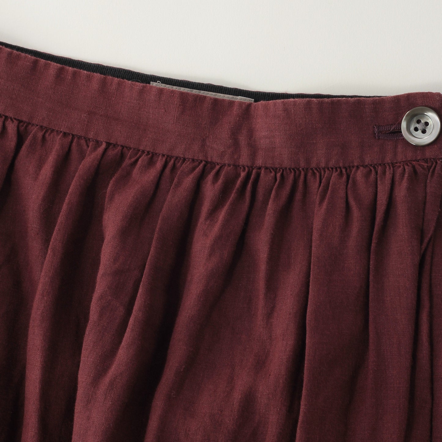 LIGHTWEIGHT LINEN SKIRT