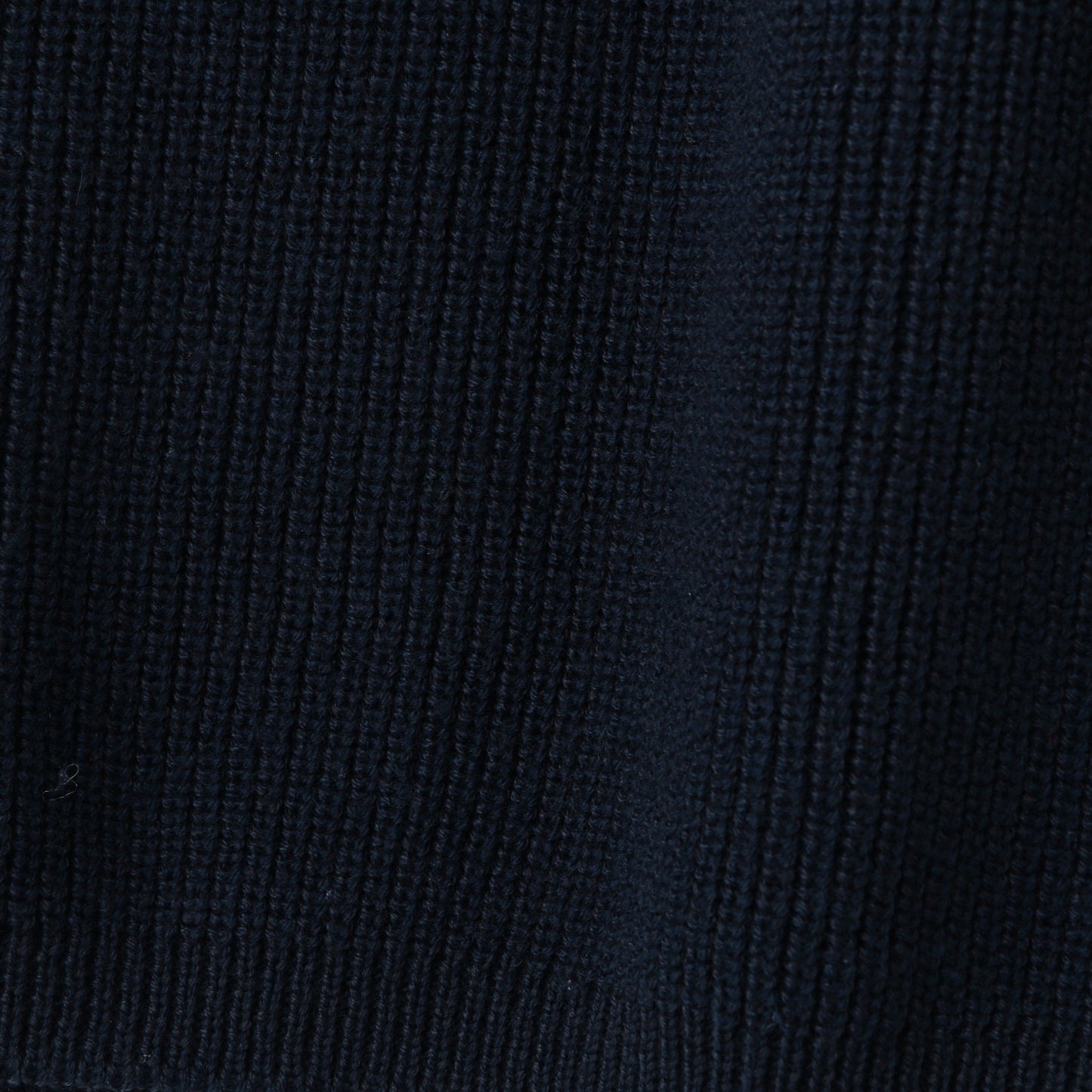 LIGHTWEIGHT WOOL KNIT
