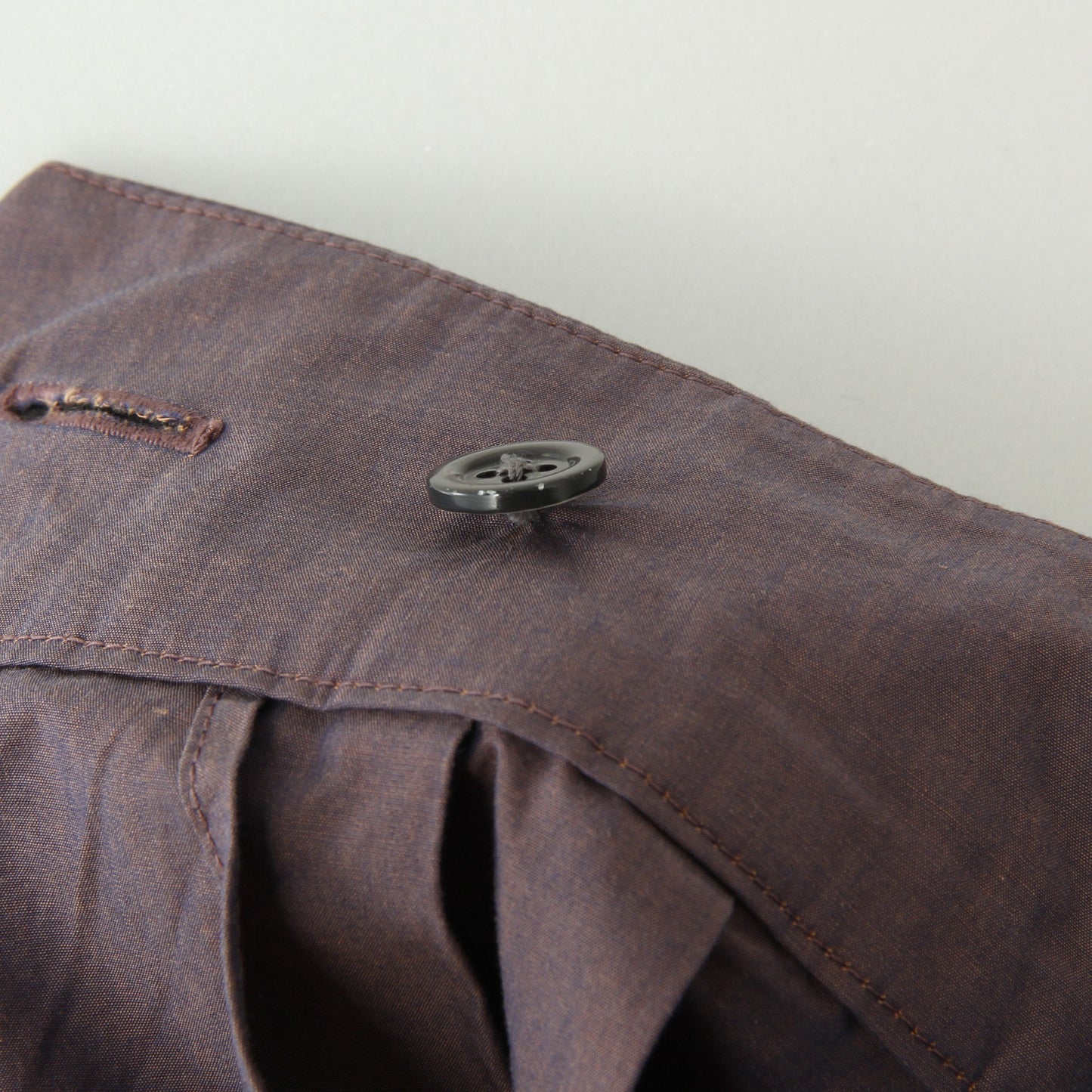 FINE COTTON CHAMBRAY SKIRT