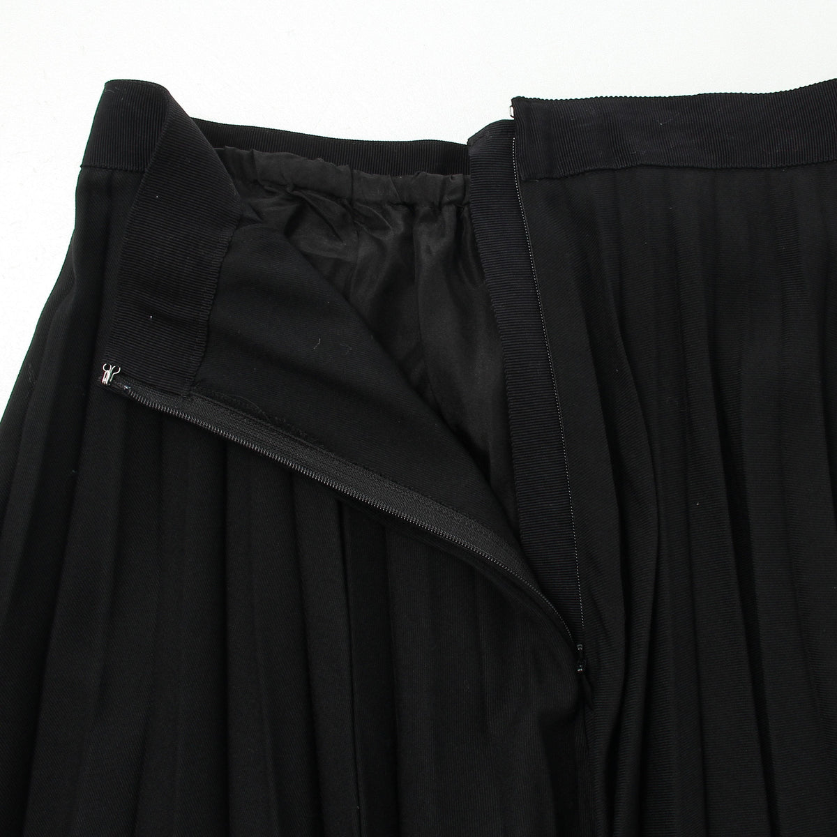 FINE WOOL GABARDINE SKIRT