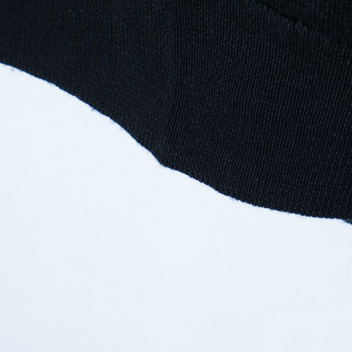 WOOL TURTLE NECK KNIT