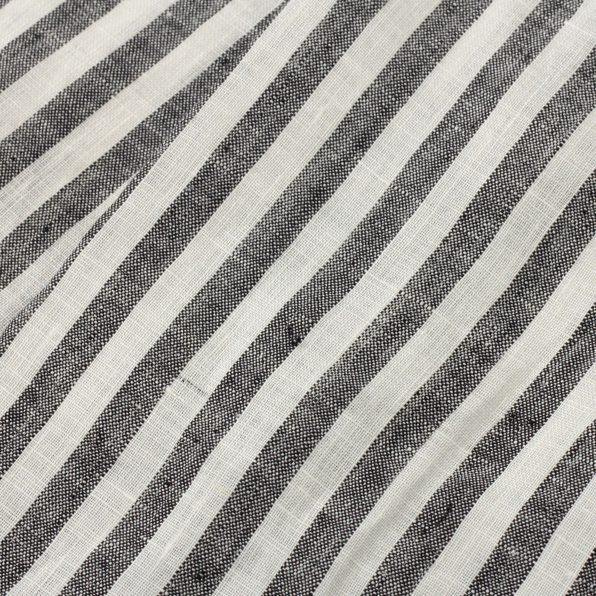BLACK&WHITE SHIRTING LINEN