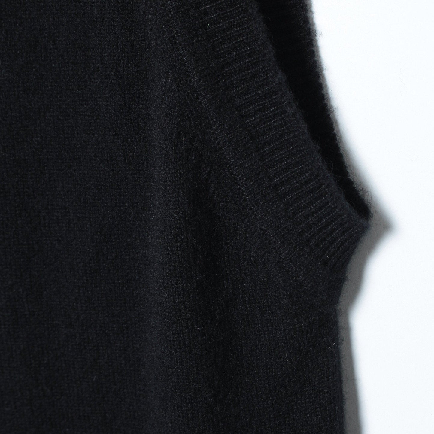 CREW NECK SLIPOVER KNIT