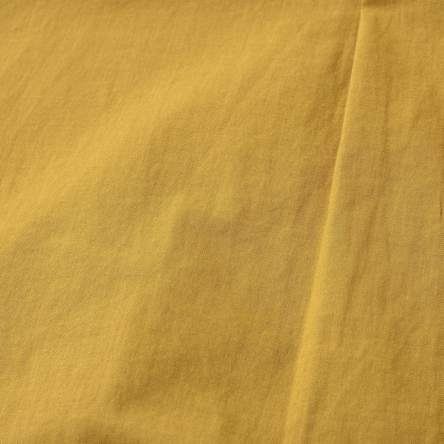 PIECE DYED WASHED COTTON SHIRT