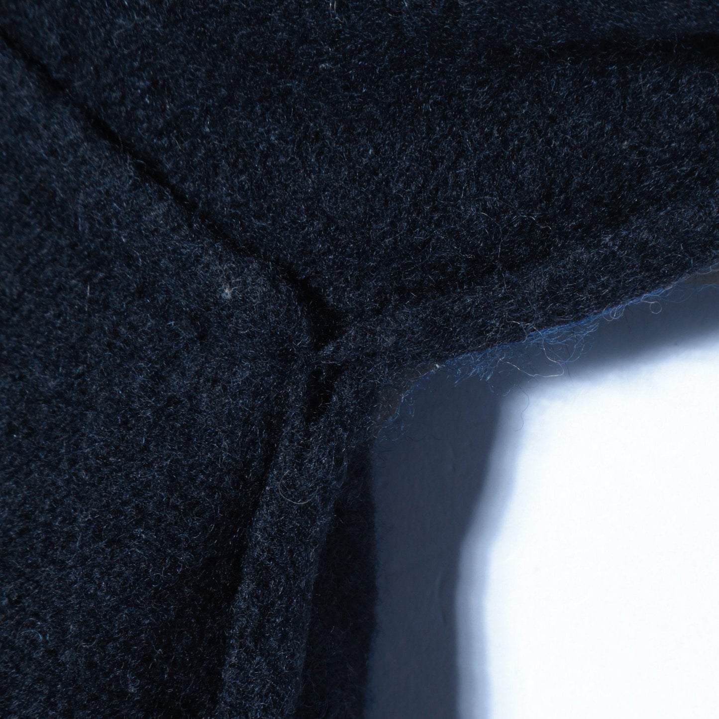 WASHED WOOL KNIT