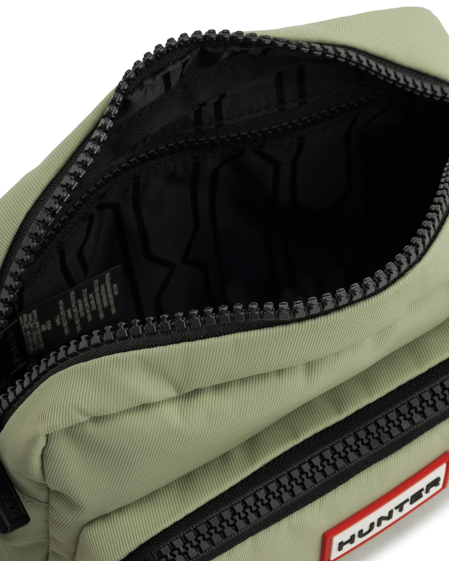 ナイロン クロスボディ