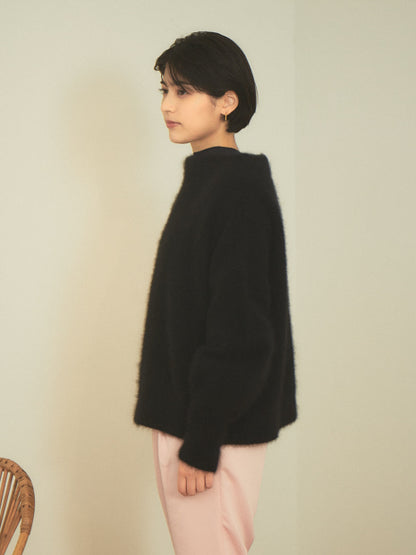 ラクーンパフスリーブニット