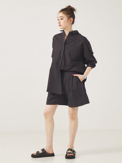 シャツ×ショートパンツセットアップ