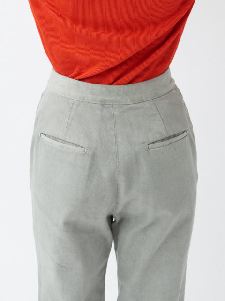 【e×qualite】製品染ストレートパンツ