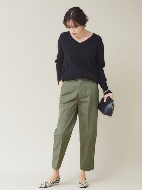 サテンストレッチベイカー風パンツ
