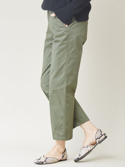 サテンストレッチベイカー風パンツ