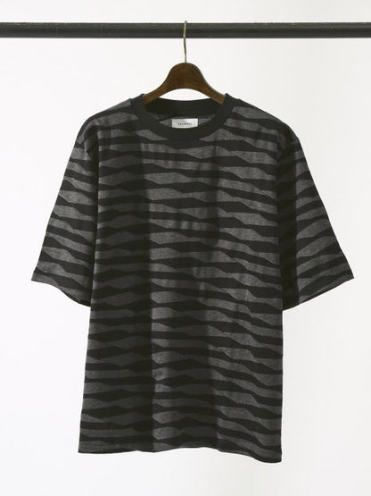 ブロークンボーダー ジャガード オーバーサイズ Tシャツ