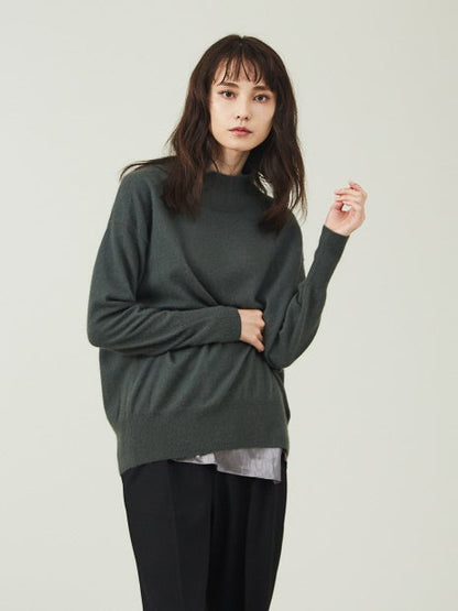 【セットアップ対応】グロッシーサテンノースリーブブラウス