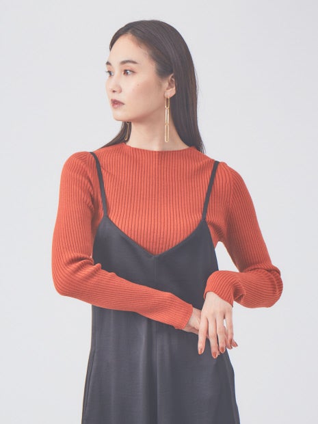 シームレスクルーニット