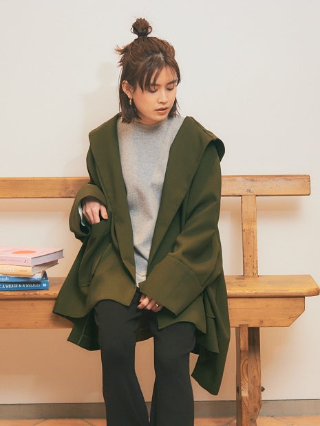 フーディーミドル丈コート