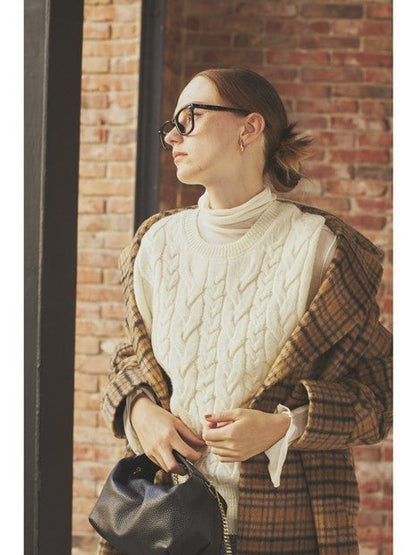 ケーブルニット2WAYベスト