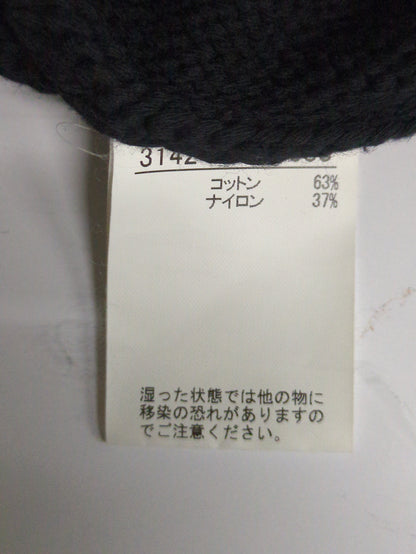 ニットベスト