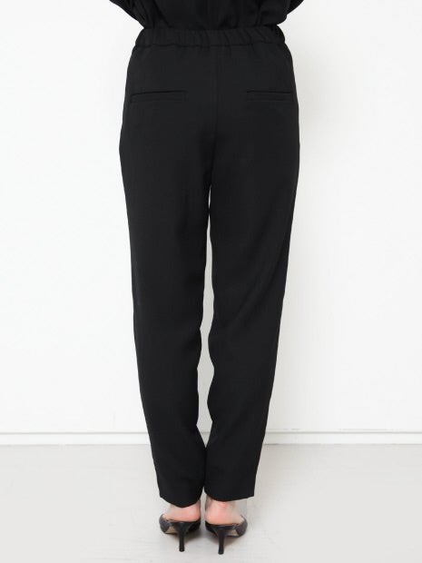 イージーテーパードパンツ