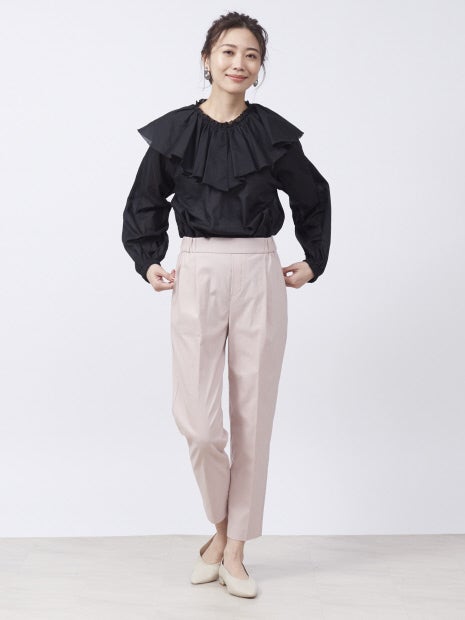 ハイテンションテーパードパンツ