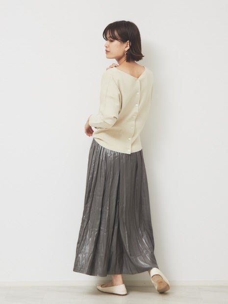 レザーライクサテンギャザースカート