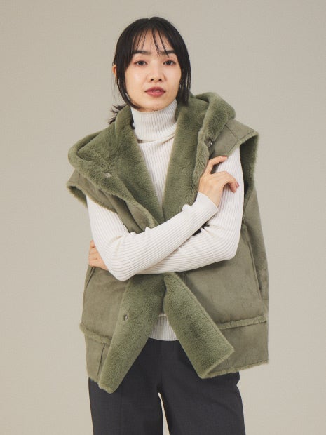 シームレスタートルニット