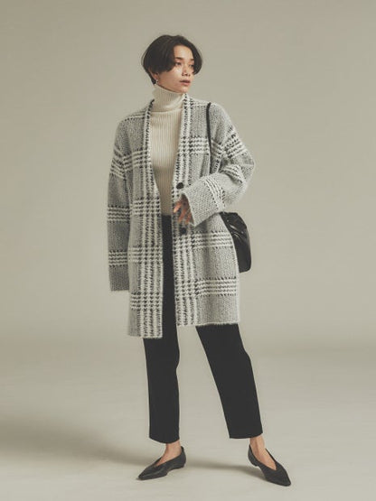 シームレスタートルニット