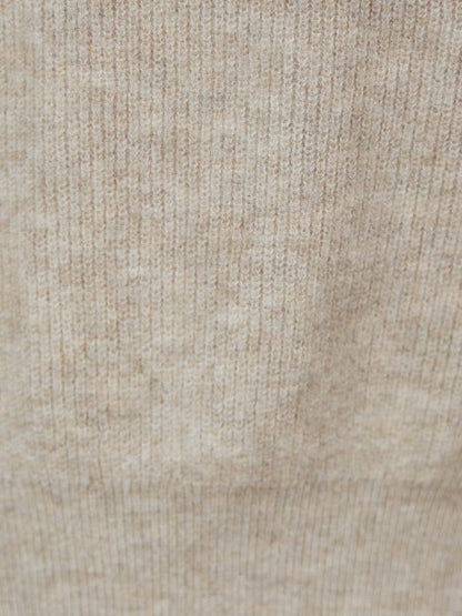 ライトフェザーウールタートルニット