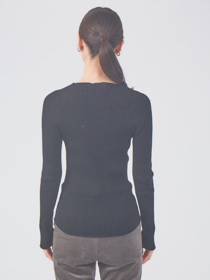 シームレスクルーニット